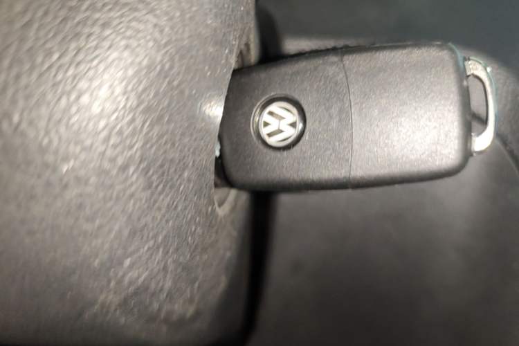 Used Volkswagen Santana 2015 1.6L Manual Comfort Edition Vehicle Key