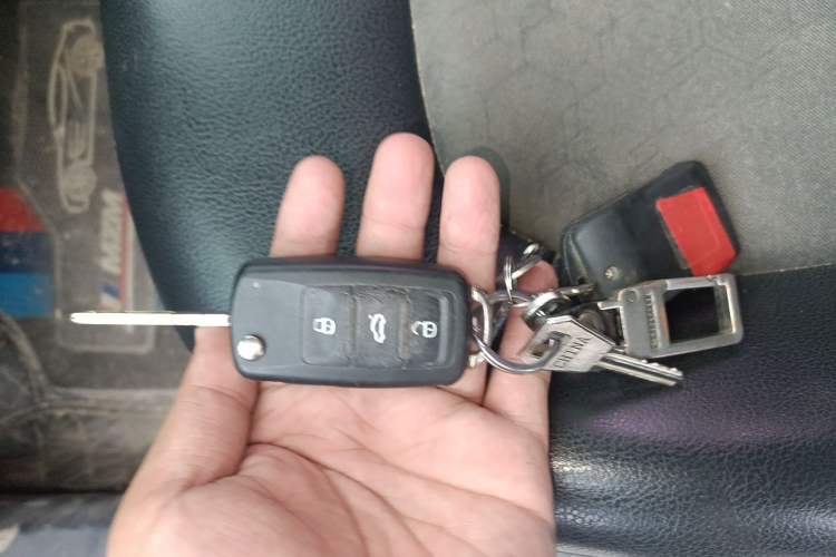 Used Volkswagen Santana 2015 1.6L Automatic Comfort Edition Vehicle Key