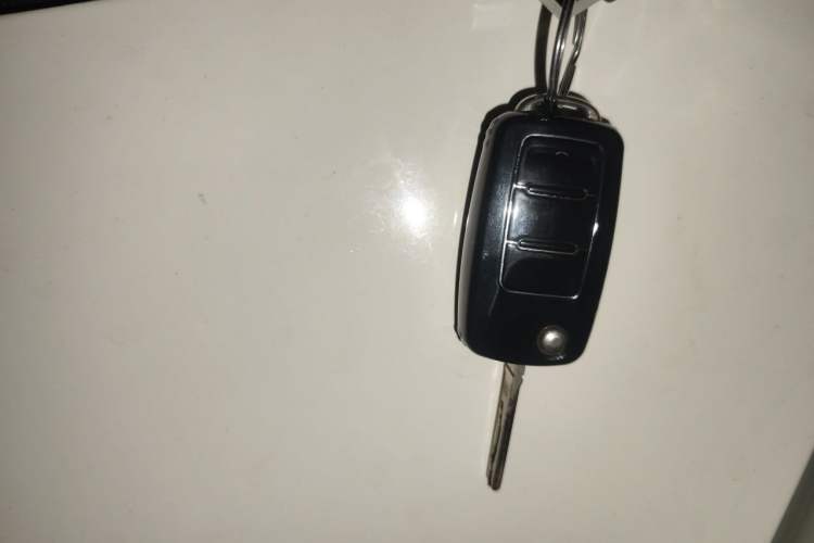 Used Volkswagen Santana 2015 1.6L Manual Comfort Edition Vehicle Key