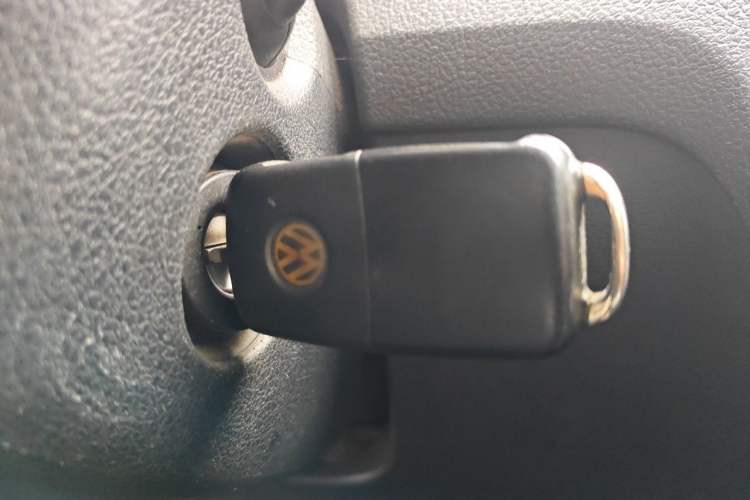 Used Volkswagen Santana 2015 1.4L Manual Comfort Edition Vehicle Key