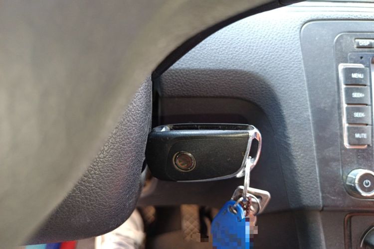 Used Volkswagen Santana 2015 1.6L Automatic Fashion Edition Vehicle Key