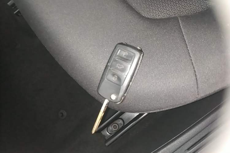 Used Volkswagen Santana 2015 1.4L Manual Fashion Edition Vehicle Key