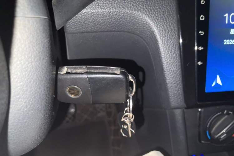 Used Volkswagen Santana 2015 1.4L Manual Comfort Edition Vehicle Key