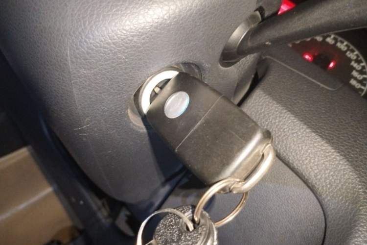 Used Volkswagen Santana 2015 1.4L Manual Fashion Edition Vehicle Key