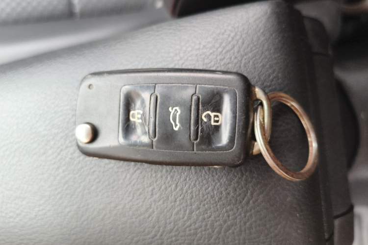 Used Volkswagen Santana 2015 Haval H6 1.6L Automatic Comfort Model Vehicle Key