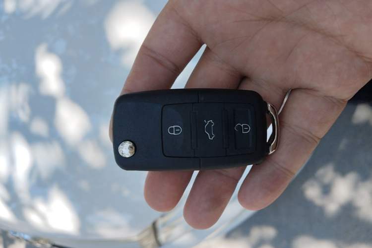 Used Volkswagen Santana 2015 1.6L Manual Fashion Edition Vehicle Key