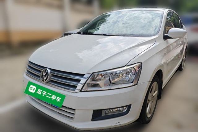 Volkswagen Santana 2015 1.6L Automatic Comfort Edition usado