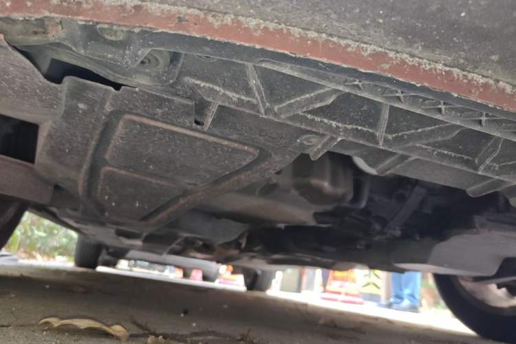 Used Volkswagen Santana 2015 Haval H6 1.6L Automatic Comfort Model Chassis Front