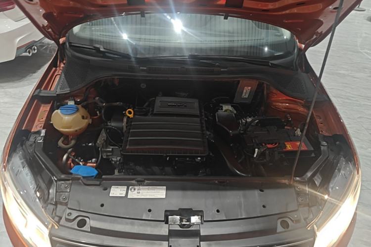 Used Volkswagen Santana 2015 Haval H6 1.6L Automatic Comfort Model Engine Bay