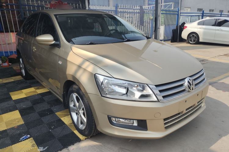 Used Volkswagen Santana 2015 1.6L Automatic Comfort Edition Exterior 1