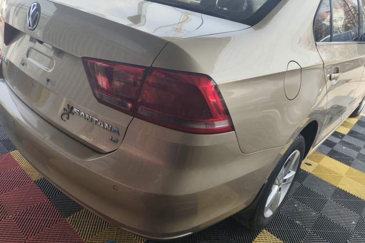 Used Volkswagen Santana 2015 1.6L Automatic Comfort Edition Exterior 3