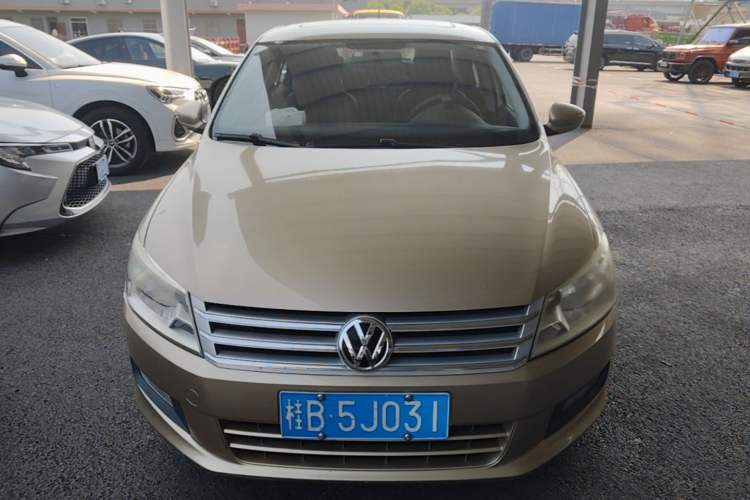 Used Volkswagen Santana 2015 1.6L Automatic Comfort Edition Front