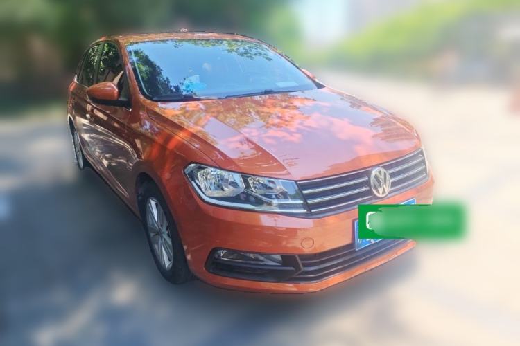 Used Volkswagen Santana 2015 Haval H6 1.6L Automatic Comfort Model Front Right 45 Deg
