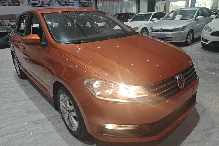 Used Volkswagen Santana 2015 Haval H6 1.6L Automatic Comfort Model Front Right 45 Deg