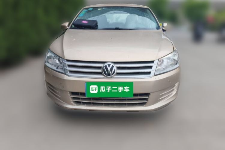 Used Volkswagen Santana 2015 1.6L Manual Fashion Edition Front