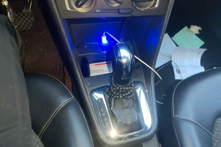 Used Volkswagen Santana 2015 Haval H6 1.6L Automatic Comfort Model Gear Lever