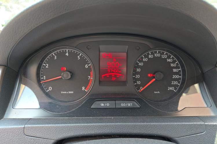 Used Volkswagen Santana 2015 1.6L Manual Comfort Edition Instrument Cluster