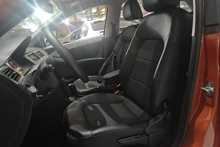 Used Volkswagen Santana 2015 Haval H6 1.6L Automatic Comfort Model Left Front Seat