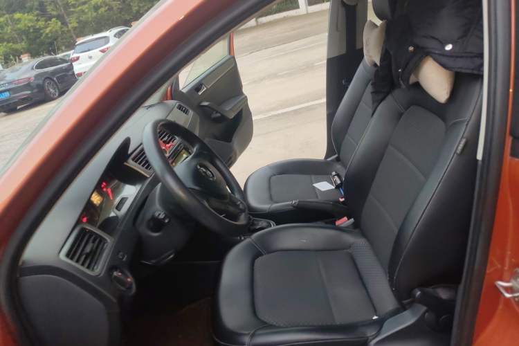 Used Volkswagen Santana 2015 Haval H6 1.6L Automatic Comfort Model Left Front Seat