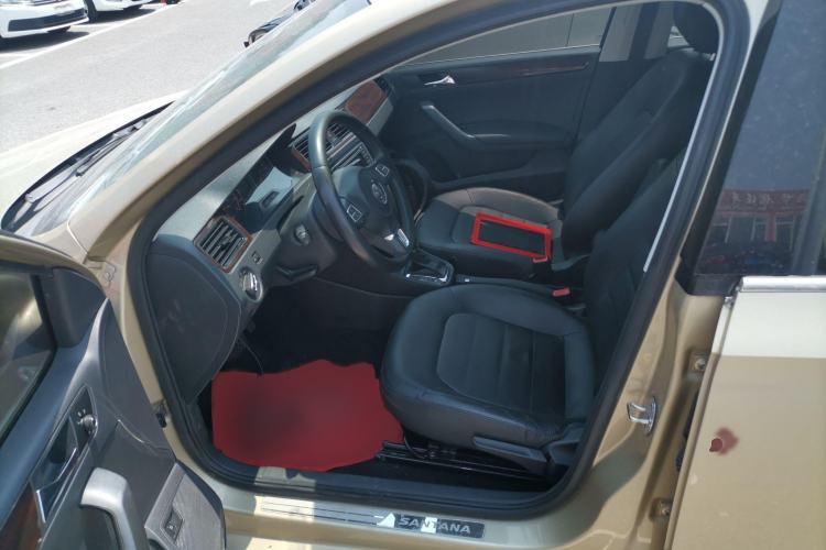 Used Volkswagen Santana 2015 1.6L Automatic Luxury Edition Left Front Seat