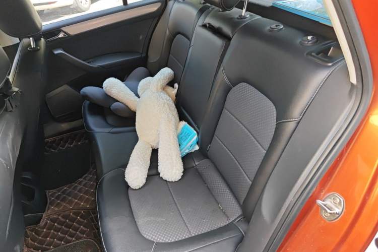 Used Volkswagen Santana 2015 HaoNa 230TSI DSG Comfort Model Left Rear Seat