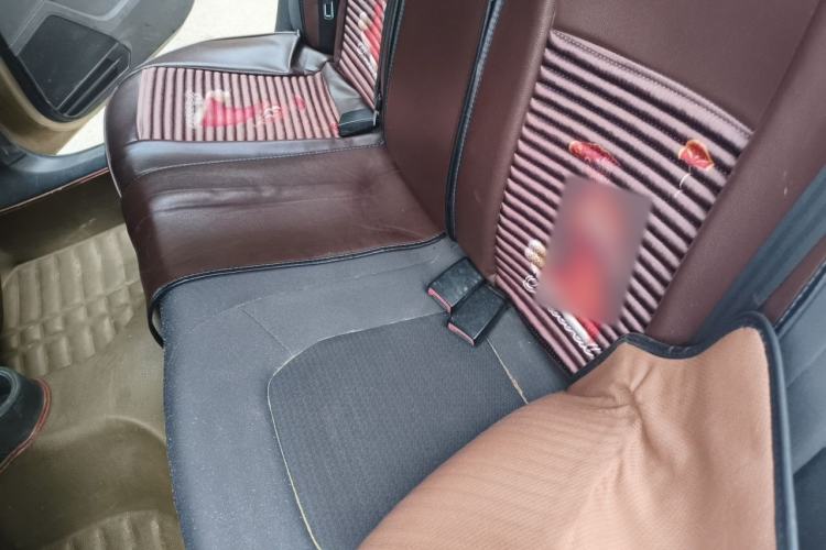Used Volkswagen Santana 2015 1.6L Manual Fashion Edition Left Rear Seat
