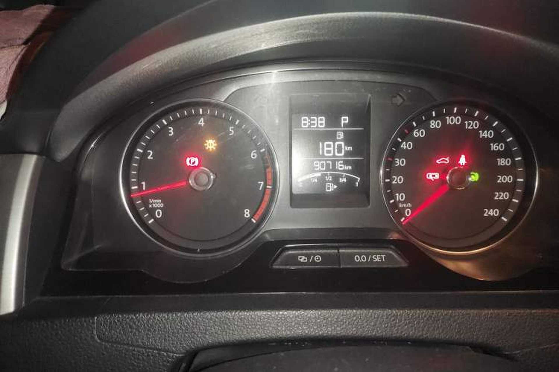 Used Volkswagen Santana 2015 HaoNa 230TSI DSG Comfort Model Odometer Close Up