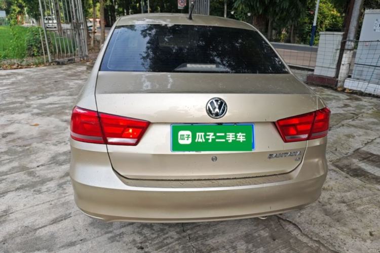 Used Volkswagen Santana 2015 1.6L Manual Fashion Edition Rear