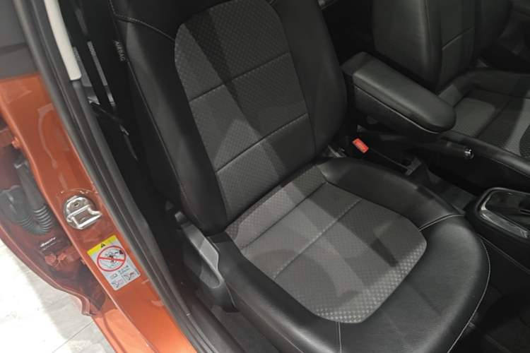 Used Volkswagen Santana 2015 Haval H6 1.6L Automatic Comfort Model Right Front Seat