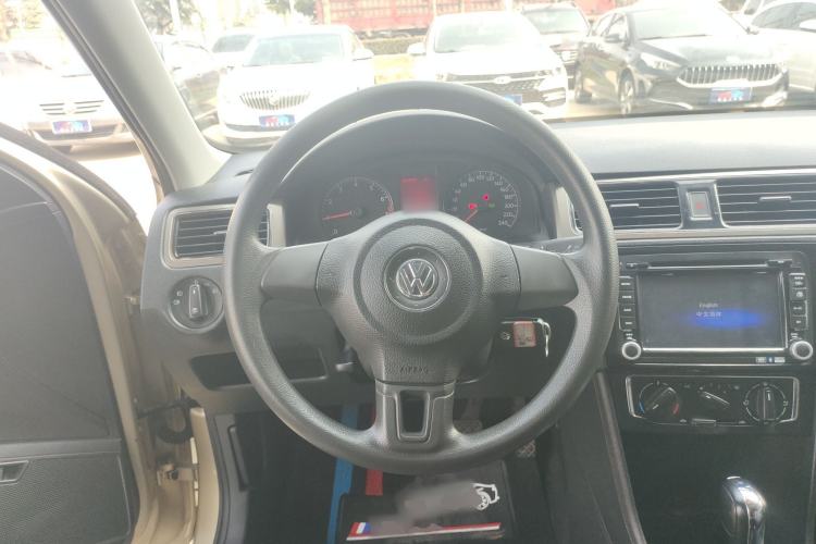 Used Volkswagen Santana 2015 1.6L Automatic Comfort Edition Steering Wheel