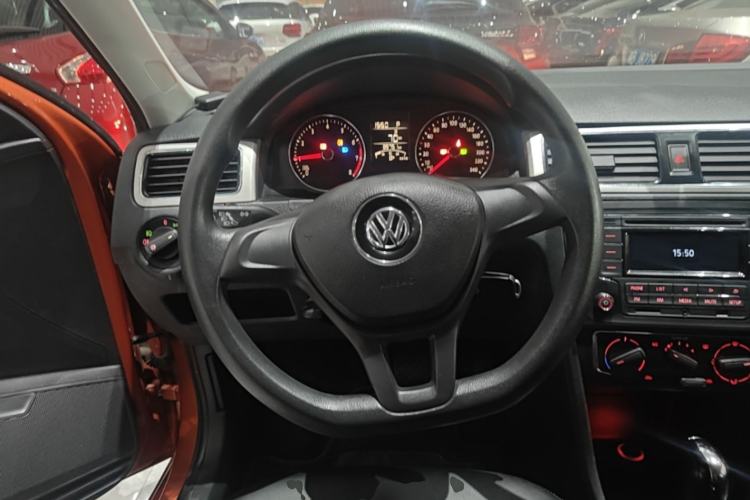 Used Volkswagen Santana 2015 Haval H6 1.6L Automatic Comfort Model Steering Wheel