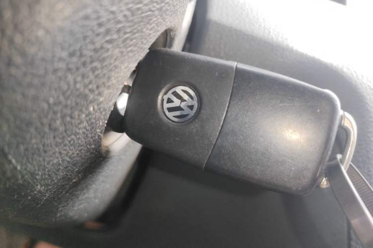 Used Volkswagen Santana 2015 1.6L Automatic Comfort Edition Vehicle Key