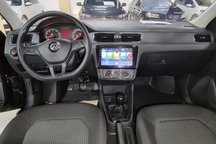 Used Volkswagen Santana 2016 1.4L Manual Fashion Edition Center Console