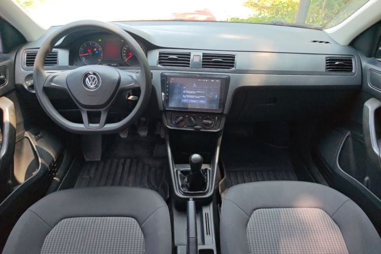 Used Volkswagen Santana 2016 1.4L Manual Fashion Edition Center Console