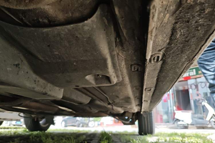 Used Volkswagen Santana 2016 1.6L Manual Comfort Edition Chassis Front Left