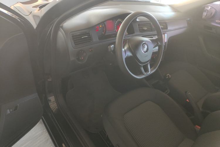 Used Volkswagen Santana 2016 1.4L Manual Fashion Edition Driver Seat