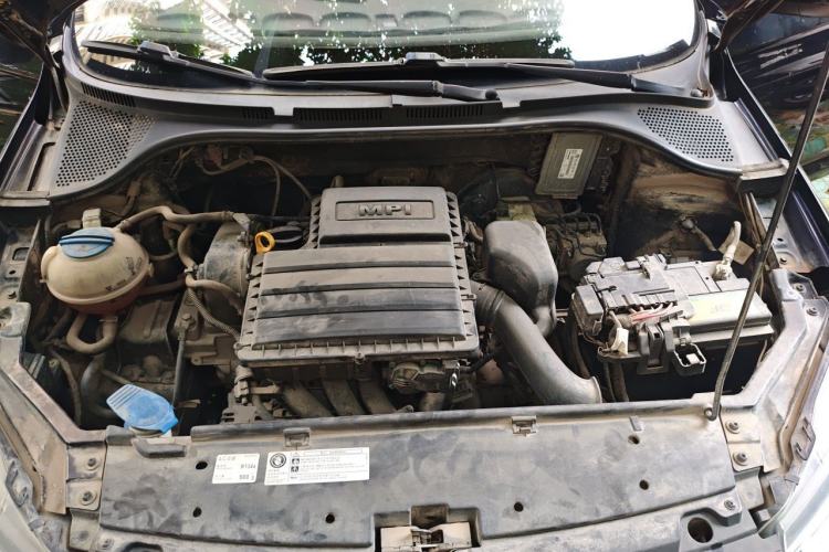 Used Volkswagen Santana 2016 1.4L Manual Fashion Edition Engine Bay