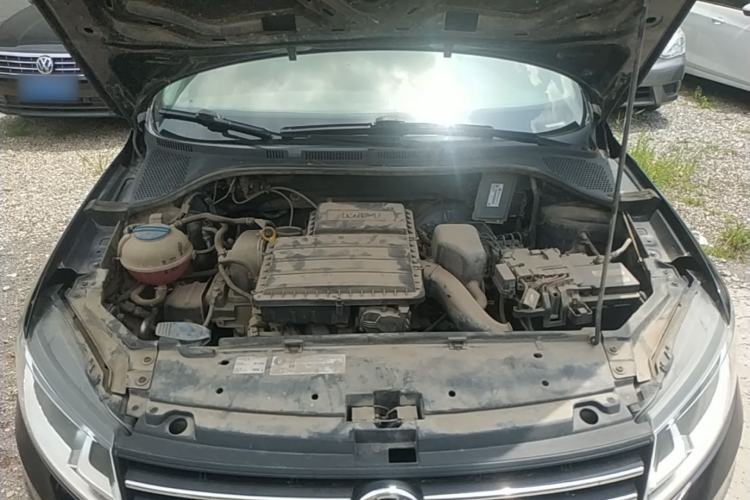 Used Volkswagen Santana 2016 1.4L Manual Fashion Edition Engine Bay