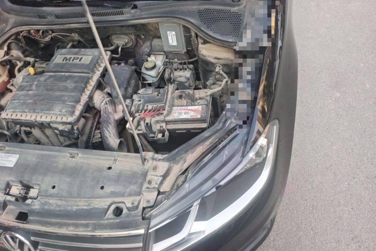 Used Volkswagen Santana 2016 1.4L Manual Fashion Edition Engine Bay Left