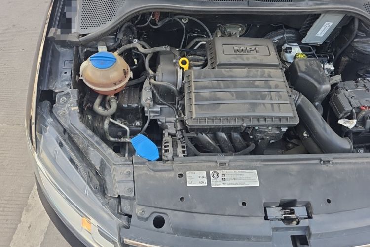 Used Volkswagen Santana 2016 1.4L Manual Fashion Edition Engine Bay Right