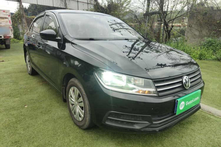 Used Volkswagen Santana 2016 1.4L Manual Fashion Edition Exterior 1