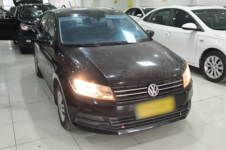 Used Volkswagen Santana 2016 1.6L Manual Fashion Edition Exterior 2