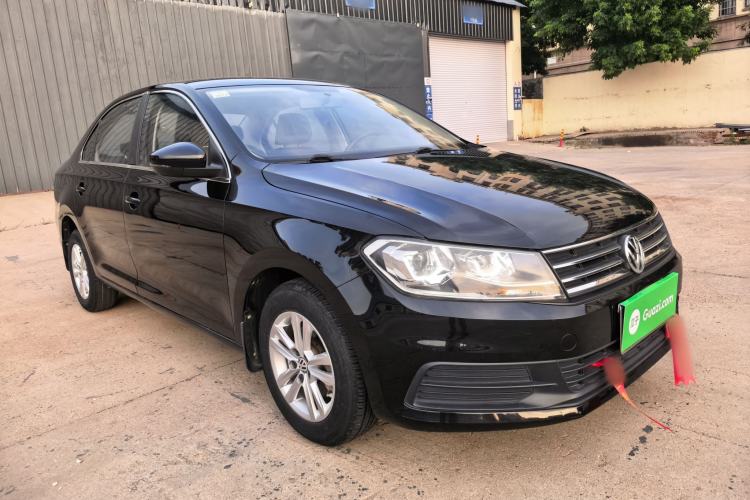Used Volkswagen Santana 2016 1.6L Manual Fashion Edition Exterior 2