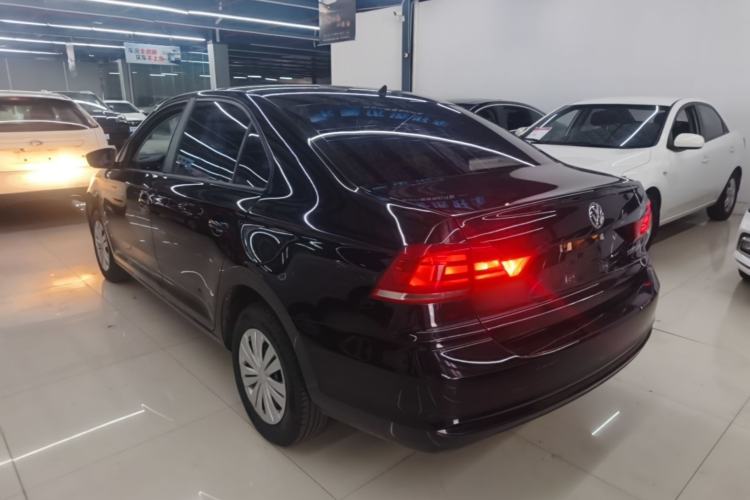 Used Volkswagen Santana 2016 1.4L Manual Fashion Edition Exterior 2