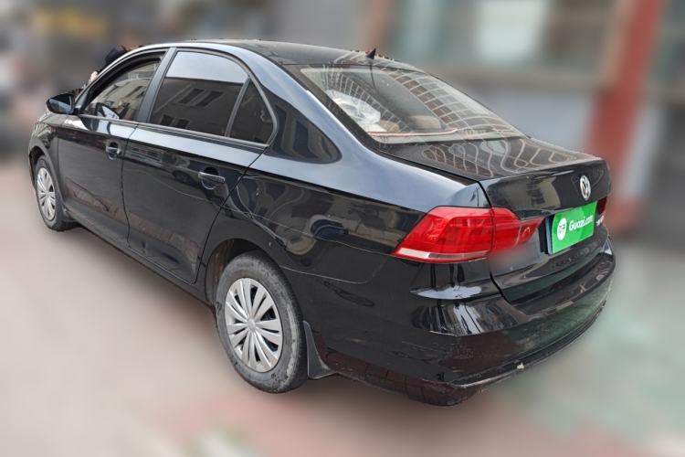 Used Volkswagen Santana 2016 1.4L Manual Fashion Edition Exterior 3