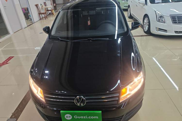 Used Volkswagen Santana 2016 1.6L Automatic Fashion Edition Front