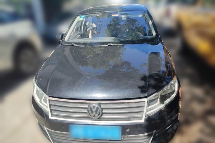 Used Volkswagen Santana 2016 1.6L Manual Comfort Edition Front