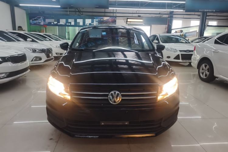 Used Volkswagen Santana 2016 1.4L Manual Fashion Edition Front