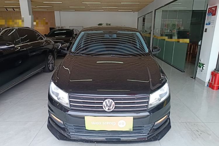Used Volkswagen Santana 2016 1.6L Automatic Comfort Edition Front