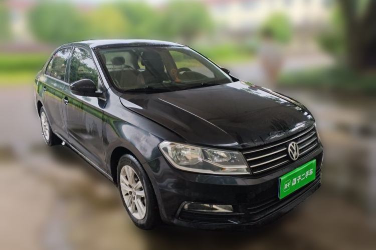 Used Volkswagen Santana 2016 1.6L Manual Comfort Edition Front Right 45 Deg